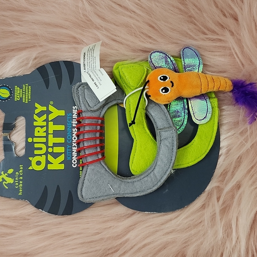 Brand New QUIRKY KITTY "KITTY CONNECTS" CATNIP CAT TOY